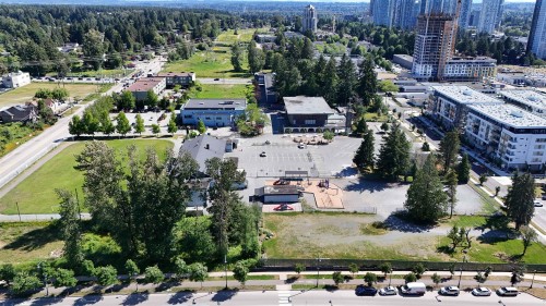 304-13963 105 Boulevard, Surrey, BC 