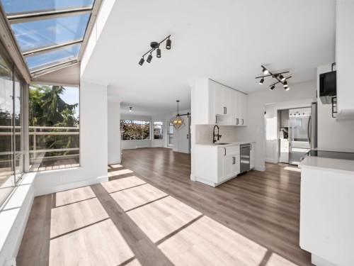 501-1225 Merklin Street  White Rock, BC V4B 4B8