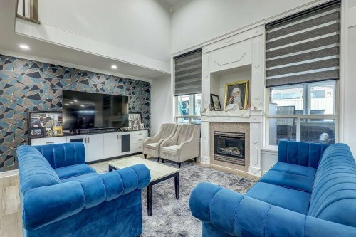 7171 151 Street, Surrey, BC 