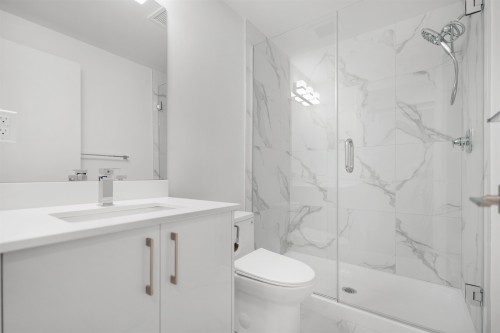 609-15739 Fraser Highway, Surrey, BC 