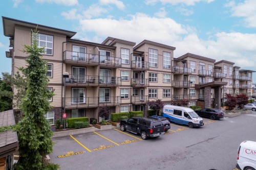 302-30525 Cardinal Avenue, Abbotsford, BC - Outdoor With Balcony With Facade