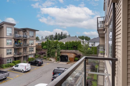 302-30525 Cardinal Avenue, Abbotsford, BC - Outdoor With Balcony