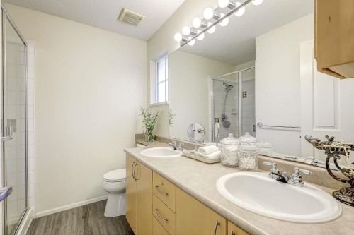 57-8775 161 Street, Surrey, BC - Indoor Photo Showing Bathroom