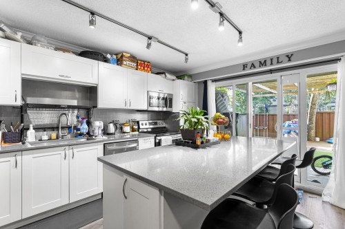 29-33293 Bourquin Crescent E, Abbotsford, BC 