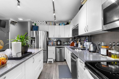 29-33293 Bourquin Crescent E, Abbotsford, BC 