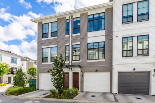 13-2774 Montrose Avenue  Abbotsford, BC V2S 0N4