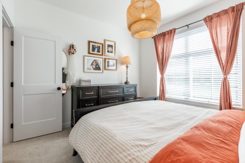 13-2774 Montrose Avenue, Abbotsford, BC 