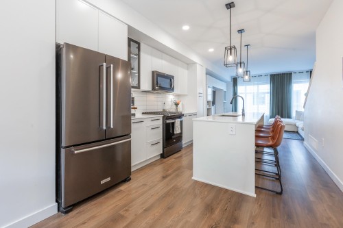 13-2774 Montrose Avenue, Abbotsford, BC 