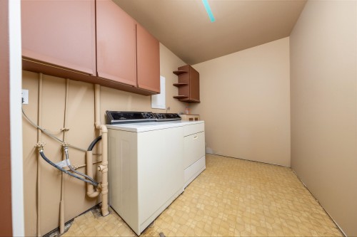 5697 180 Street, Surrey, BC 