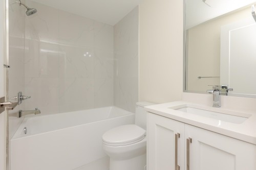 15672 82A Avenue, Surrey, BC 