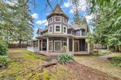 6354 184 Street Surrey, BC V3S 8B9