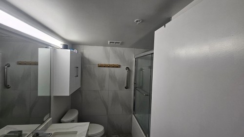 1206-10523 University Drive, Surrey, BC 