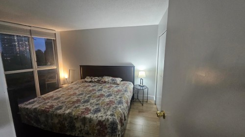 1206-10523 University Drive, Surrey, BC 