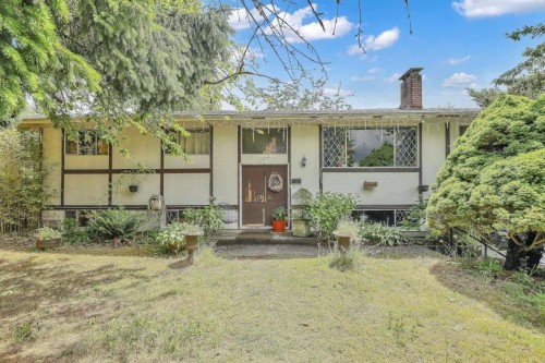15064 Peacock Place, Surrey, BC 