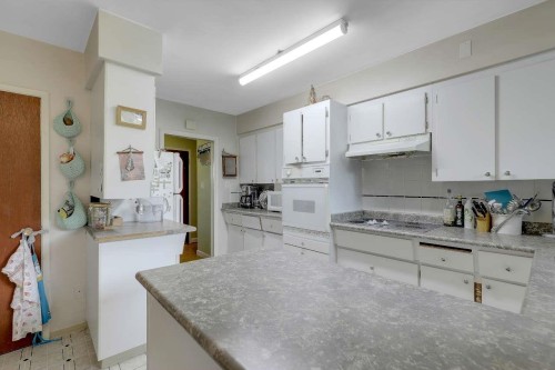 15064 Peacock Place, Surrey, BC 