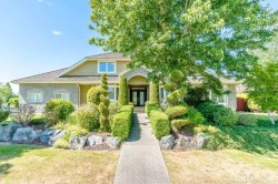 15775 39a Avenue Surrey, BC V3Z 0L1