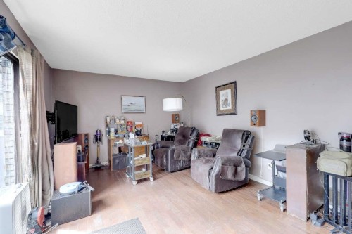 70-10806 152Nd Street, Surrey, BC 