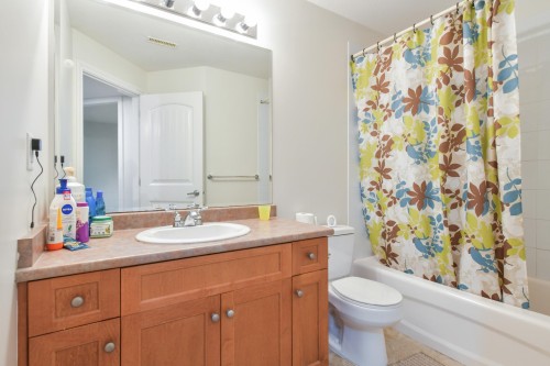 18043 70 Avenue, Surrey, BC 