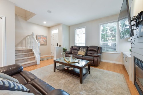 18043 70 Avenue, Surrey, BC 