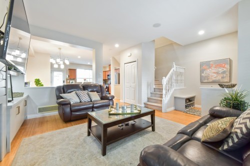 18043 70 Avenue, Surrey, BC 