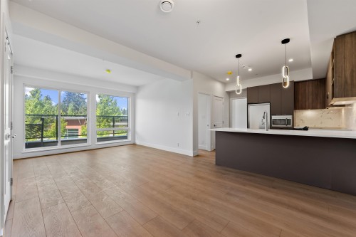 211-2233 156 Street, Surrey, BC 