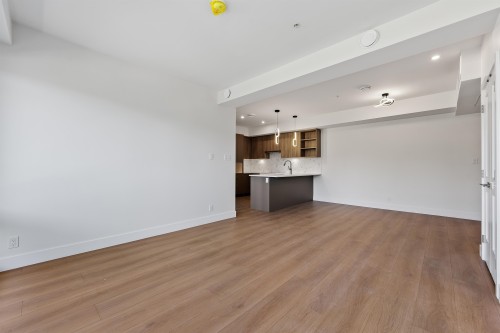 211-2233 156 Street, Surrey, BC 