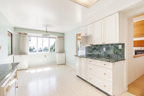 5462 Bakerview Drive, Surrey, BC 