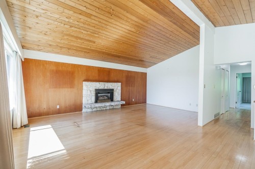 5462 Bakerview Drive, Surrey, BC 