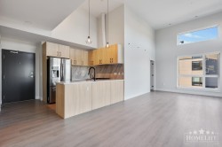 302-14858 60 Avenue Surrey, BC V3S 0B5
