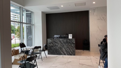 2312-13350 Central Avenue  Surrey, BC V3T 0S1