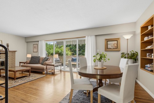 13750 Blackburn Avenue, White Rock, BC 