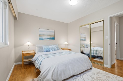 13750 Blackburn Avenue, White Rock, BC 