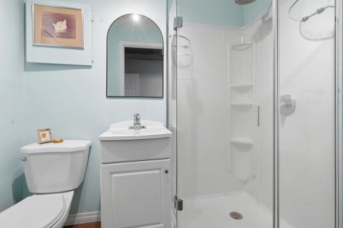 13750 Blackburn Avenue, White Rock, BC 