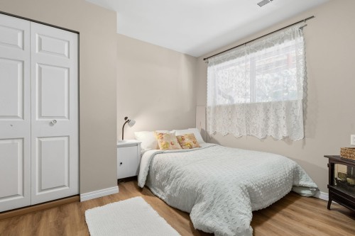 13750 Blackburn Avenue, White Rock, BC 
