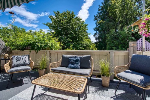 13750 Blackburn Avenue, White Rock, BC 