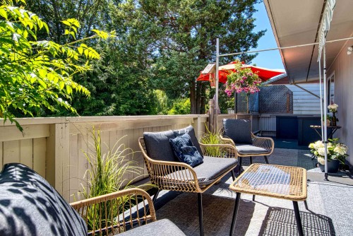 13750 Blackburn Avenue, White Rock, BC 