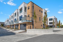 7-177 175a Street Surrey, BC V3Z 1L1