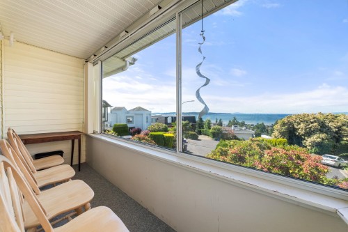 15655 Semiahmoo Avenue, White Rock, BC 