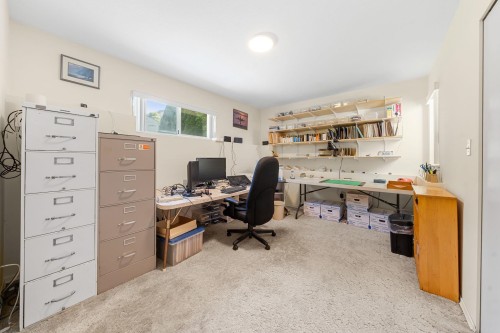 15655 Semiahmoo Avenue, White Rock, BC 