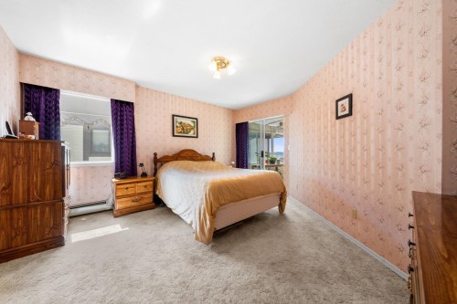 15655 Semiahmoo Avenue, White Rock, BC 
