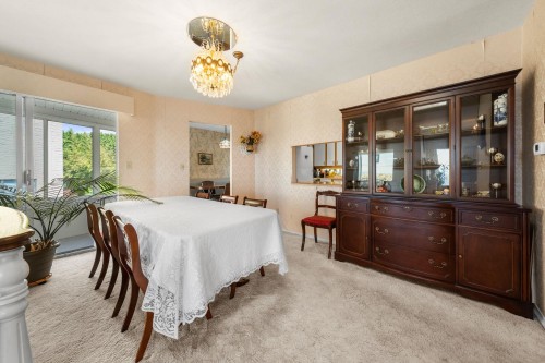 15655 Semiahmoo Avenue, White Rock, BC 