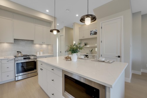 7726 196 Street, Langley, BC 