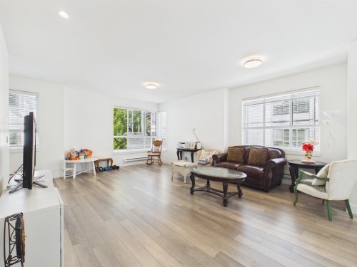 16-16760 25 Avenue, Surrey, BC 
