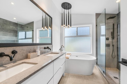 20562 46B Avenue, Langley, BC 