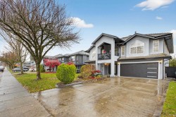 13745 58a Avenue Surrey, BC V3X 3J1