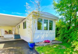85-1840 160 Street Surrey, BC V4A 4X4