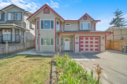 12712 113a Avenue Surrey, BC V3V 3N4