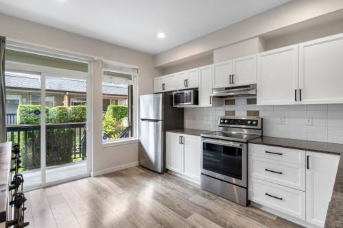 6-16772 61 Avenue, Surrey, BC 