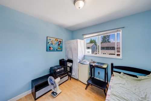 26467 32A Avenue, Langley, BC - Indoor Photo Showing Bedroom