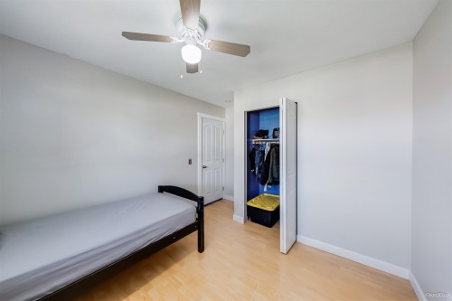 26467 32A Avenue, Langley, BC - Indoor Photo Showing Bedroom